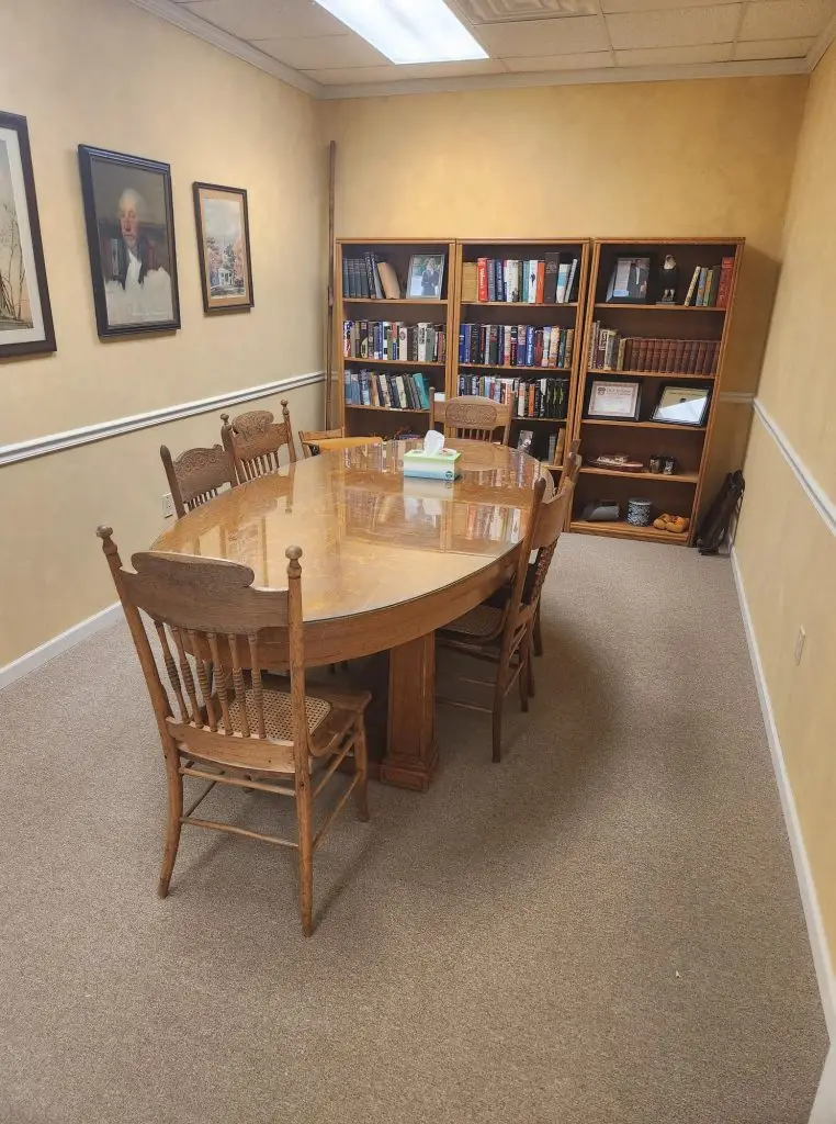 Green Bay office of Attorney Nathan J. Dineen.